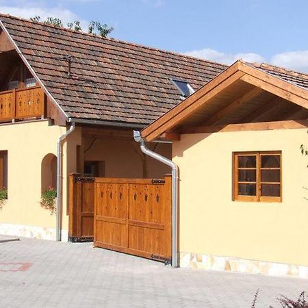 Villa Giulia Vendeghaz Verpelét Екстериор снимка